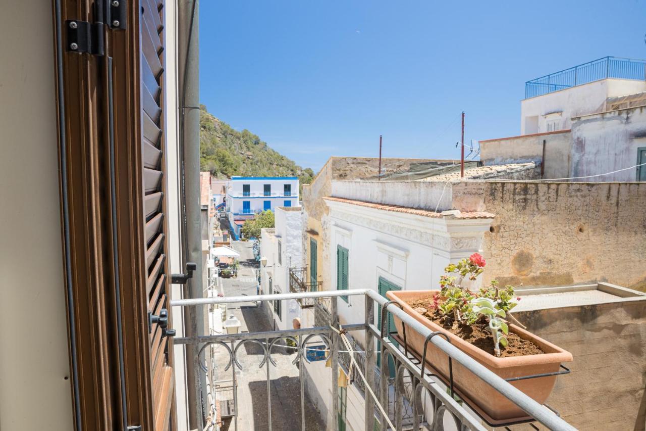 Hotel Clelia Isola di Ustica Bagian luar foto