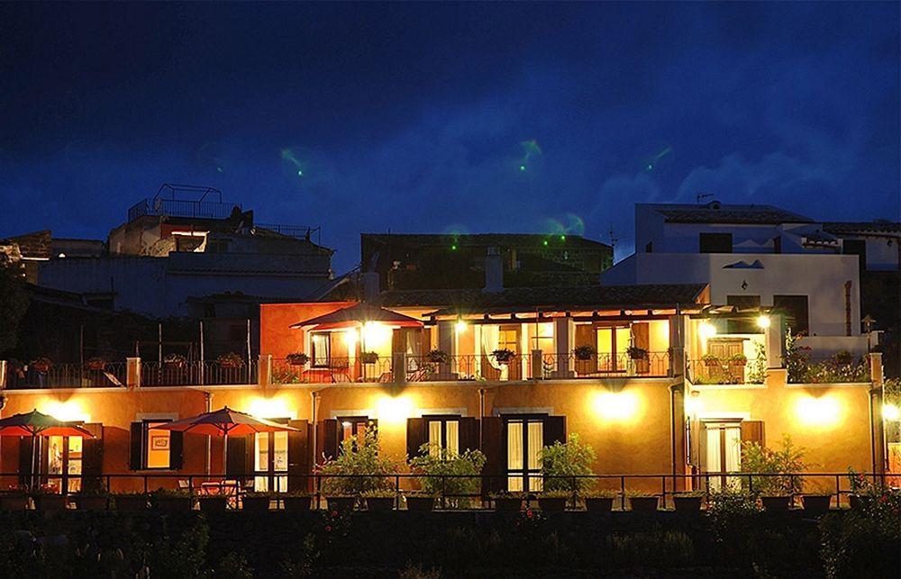 Hotel Clelia Isola di Ustica Bagian luar foto