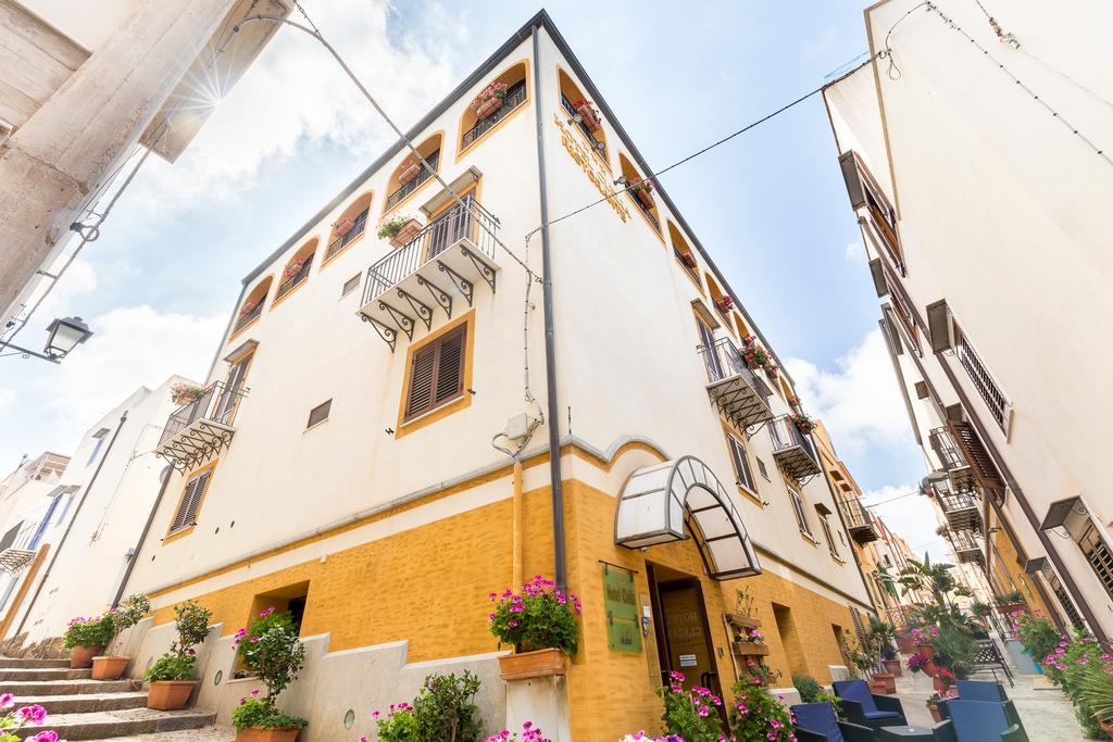 Hotel Clelia Isola di Ustica Bagian luar foto